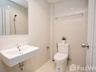 For sale 3 bedrooms townhouse in Bang Kapi, Bangkok