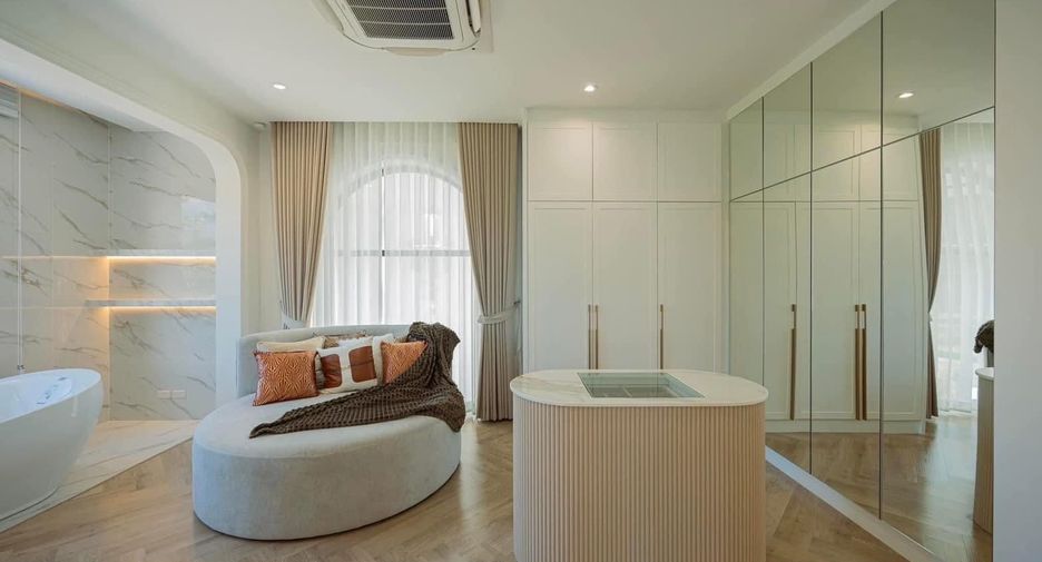 Villa en alquiler de 4 habitaciones en Mueang Chiang Mai, Chiang Mai