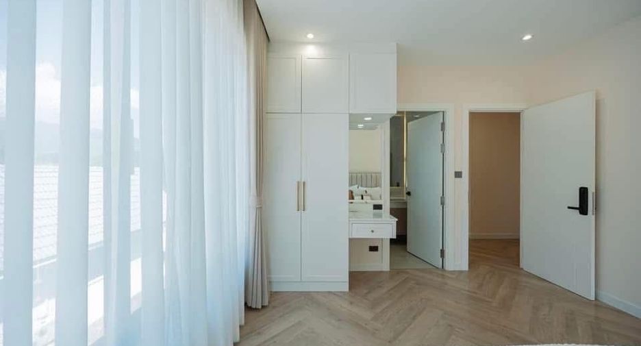 Villa en alquiler de 4 habitaciones en Mueang Chiang Mai, Chiang Mai