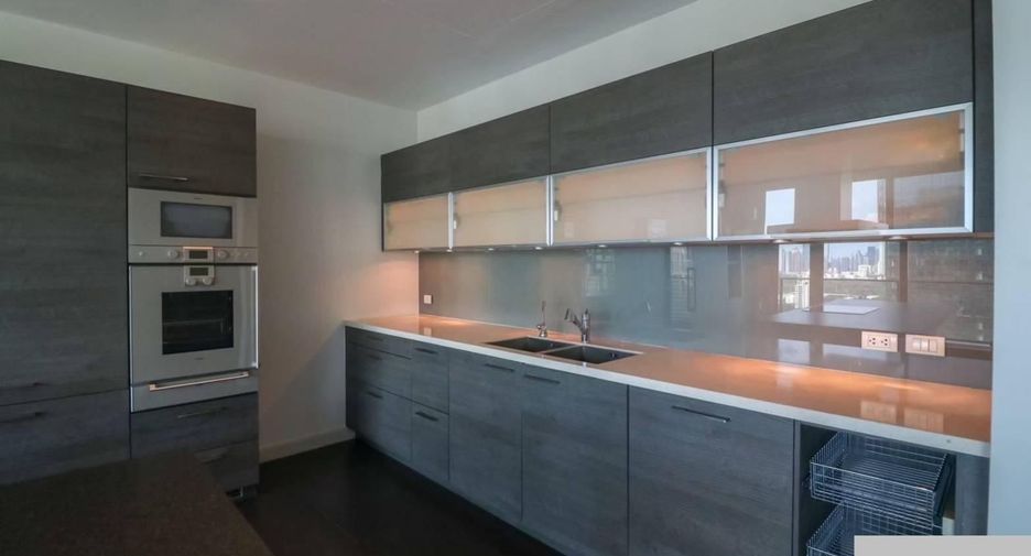 Condo en venta de 4 habitaciones en Pathum Wan, Bangkok