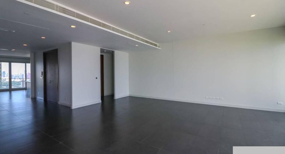 Condo en venta de 4 habitaciones en Pathum Wan, Bangkok