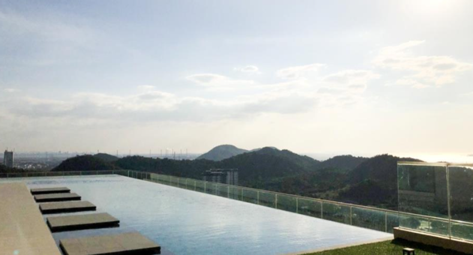 For sale and for rent 2 bedrooms condo in Si Racha, Chonburi