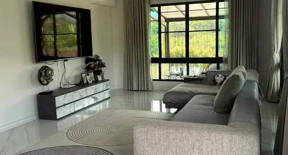 For rent 6 bedrooms house in Mae Rim, Chiang Mai