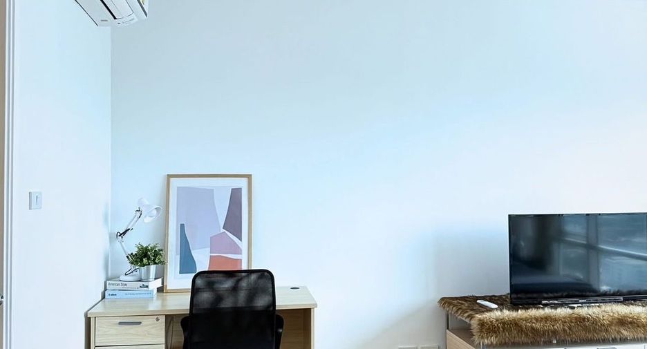 For sale 2 bedrooms condo in Khlong Toei, Bangkok