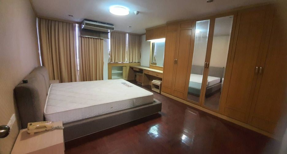 For sale 2 ベッドルーム condo in Watthana, Bangkok