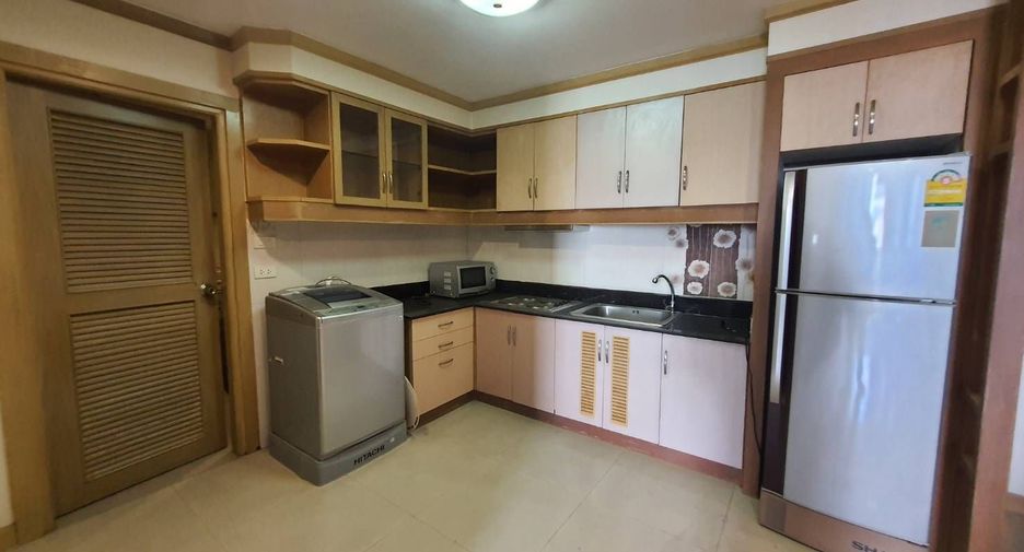 For sale 2 ベッドルーム condo in Watthana, Bangkok