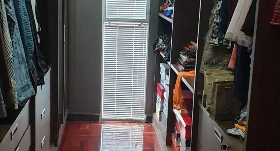 ขาย 4 ห้องนอน คอนโด ใน คลองเตย, กรุงเทพฯ