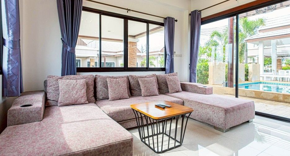 À louer 3 chambres villa à Pran Buri, Prachuap Khiri Khan