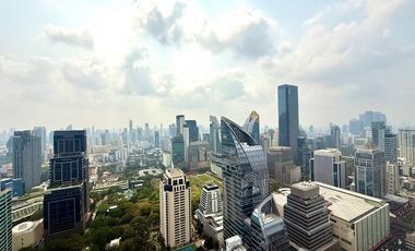 For sale 2 ベッドルーム condo in Pathum Wan, Bangkok