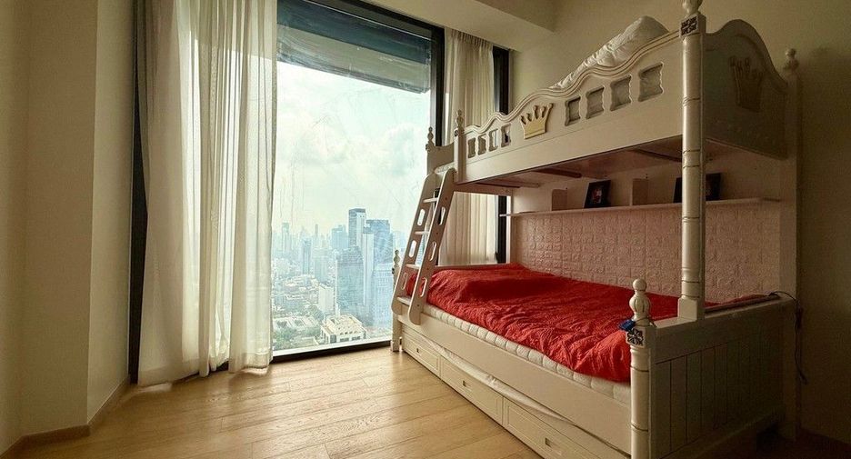 À vendre 2 chambres condo à Pathum Wan, Bangkok