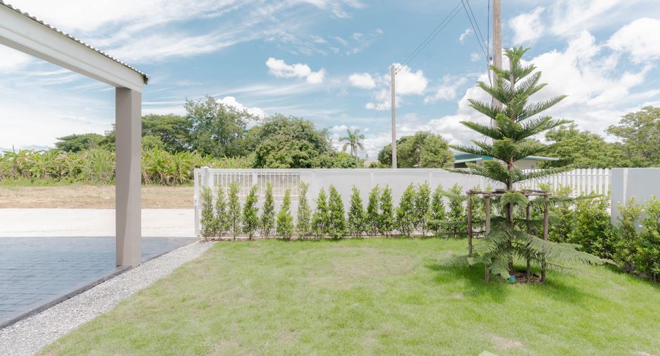 For sale 2 bedrooms house in Saraphi, Chiang Mai