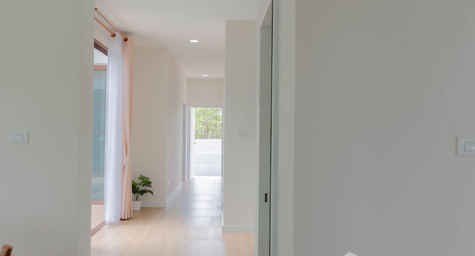 For sale 2 bedrooms house in Saraphi, Chiang Mai