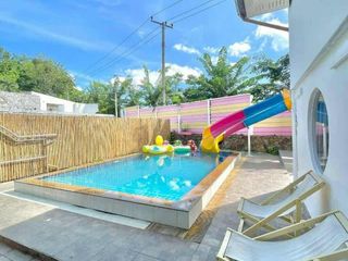 Villa en alquiler de 4 habitaciones en Bang Lamung, Chonburi
