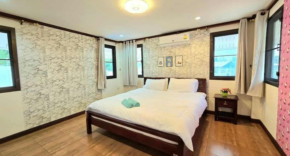 Villa zur Miete mit 4 Zimmer in Bang Lamung, Chonburi