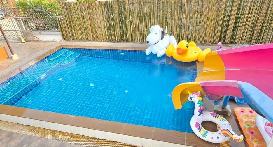 Villa zur Miete mit 4 Zimmer in Bang Lamung, Chonburi