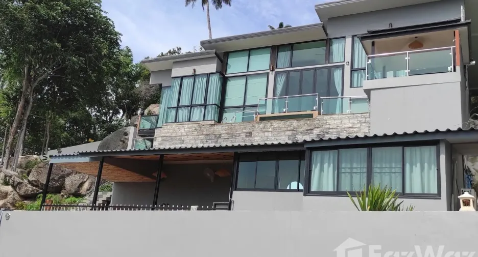 For sale 3 bedrooms villa in Ko Samui, Surat Thani