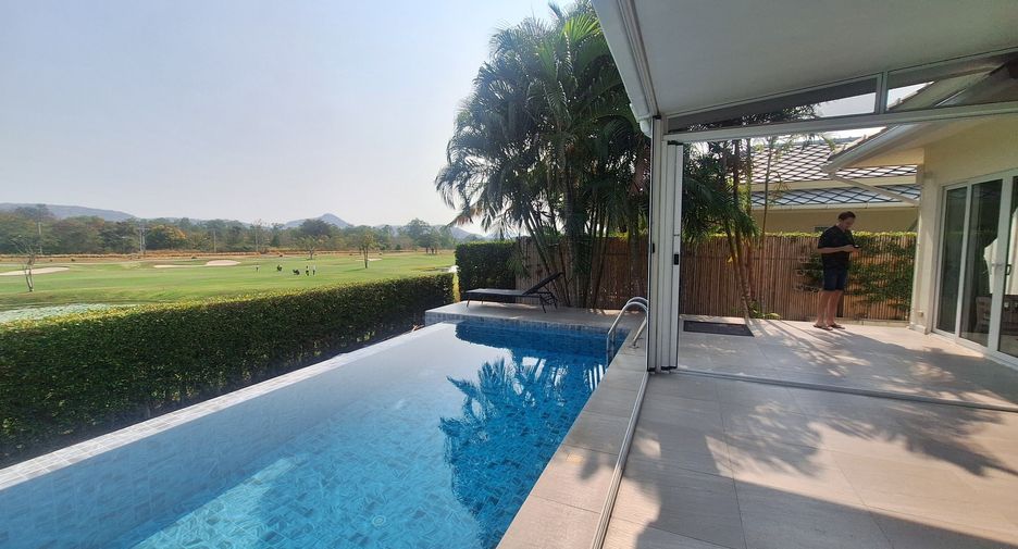 For rent 3 ベッドルーム villa in Hua Hin, Prachuap Khiri Khan