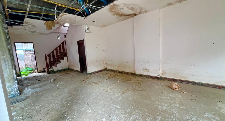 For sale 4 bedrooms house in Ko Samui, Surat Thani