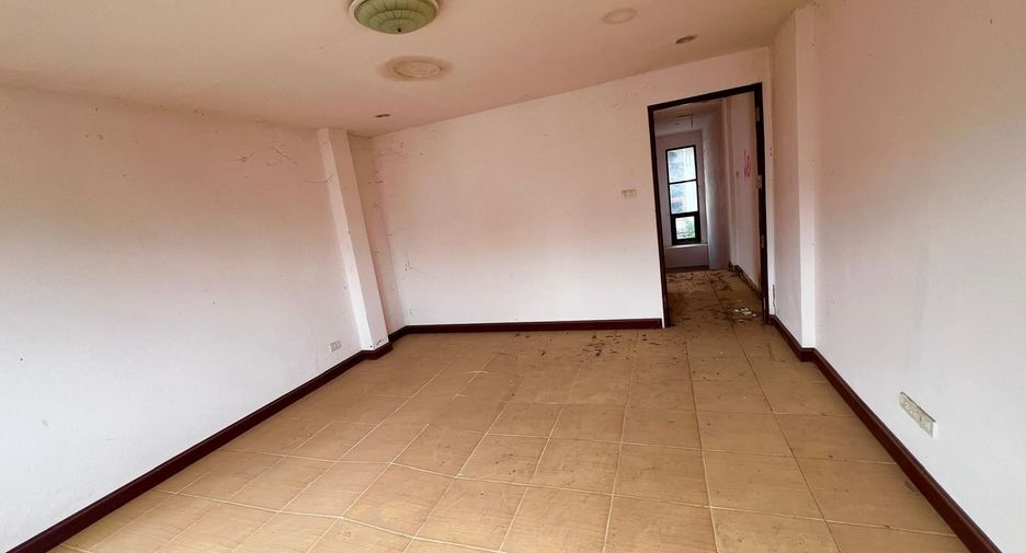 For sale 4 bedrooms house in Ko Samui, Surat Thani