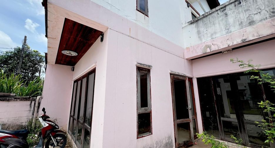 For sale 4 bedrooms house in Ko Samui, Surat Thani