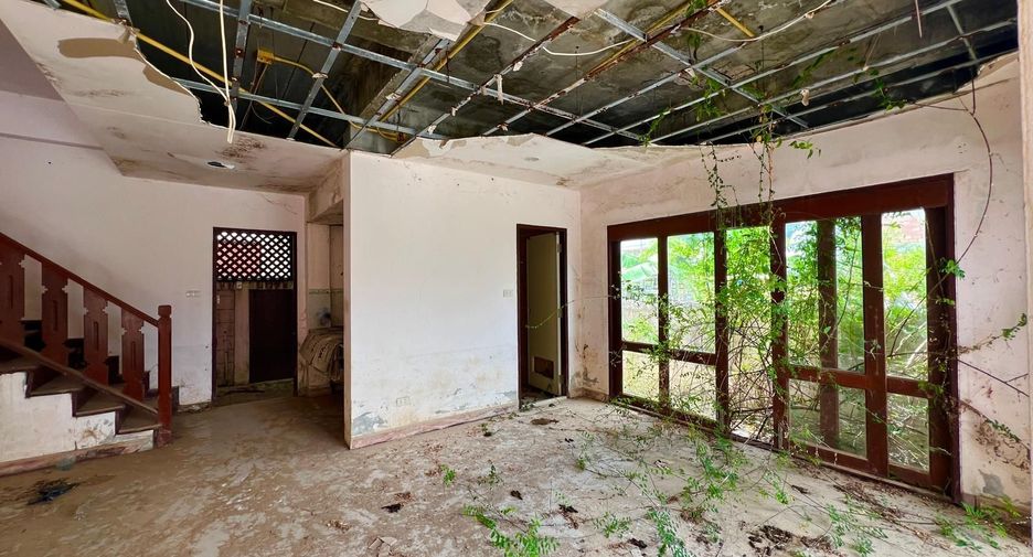 For sale 4 bedrooms house in Ko Samui, Surat Thani