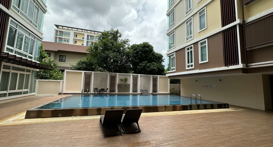 For rent 2 bedrooms condo in Mueang Chiang Mai, Chiang Mai