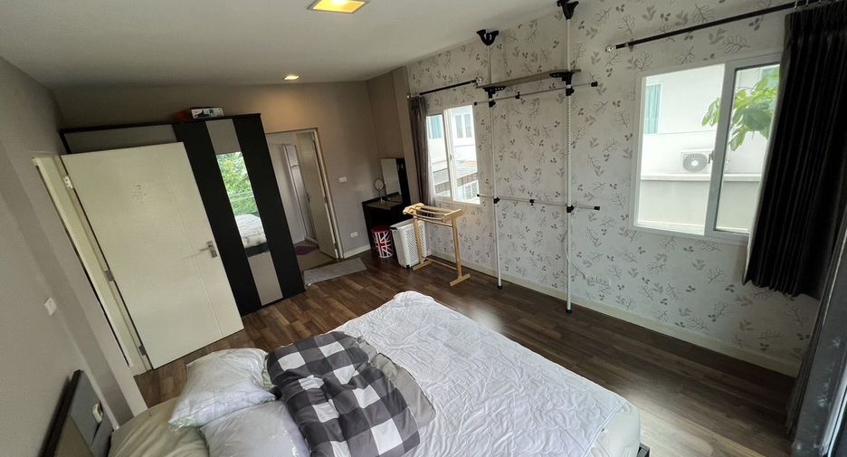 For rent 2 bedrooms house in Mueang Chiang Mai, Chiang Mai