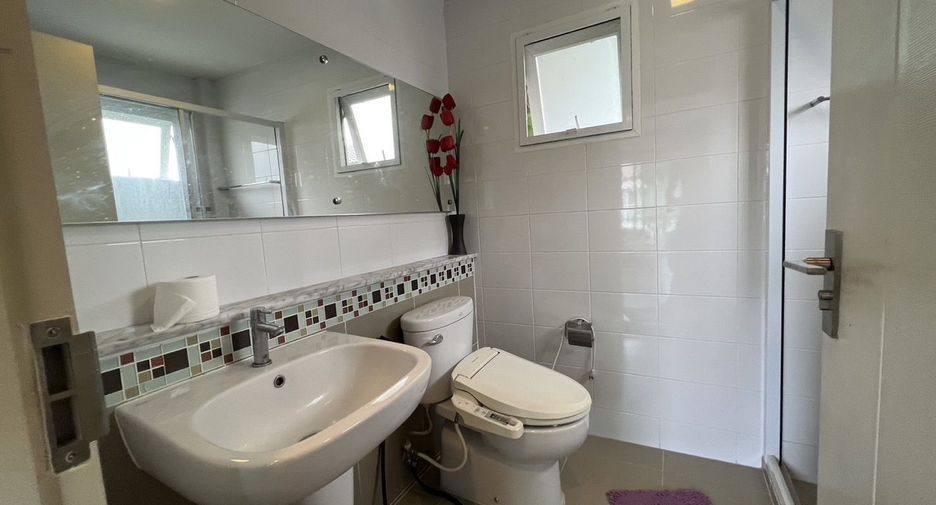 For rent 2 bedrooms house in Mueang Chiang Mai, Chiang Mai