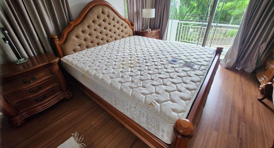 For rent 3 bedrooms house in Mueang Chiang Mai, Chiang Mai