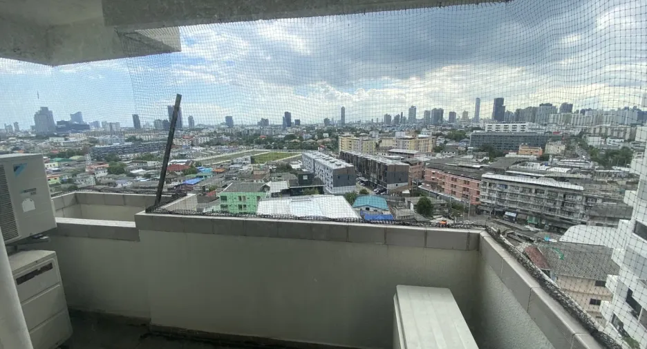 For sale and for rent 2 bedrooms condo in Phra Khanong, Bangkok