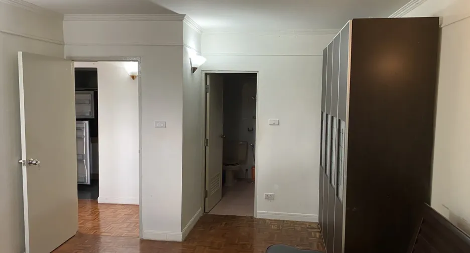 For sale and for rent 2 bedrooms condo in Phra Khanong, Bangkok