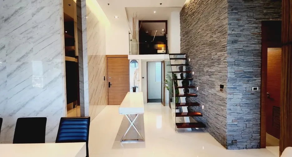 ขาย และ ให้เช่า 4 ห้องนอน คอนโด ใน วัฒนา, กรุงเทพฯ