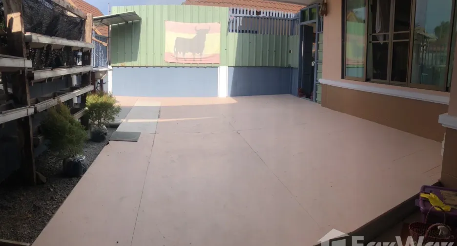 For sale 2 bedrooms house in Mueang Chiang Mai, Chiang Mai