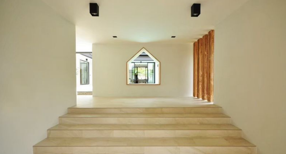 Villa en alquiler de 5 habitaciones en Hang Dong, Chiang Mai