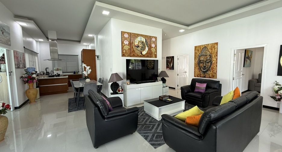 For rent 4 ベッドルーム villa in Hua Hin, Prachuap Khiri Khan