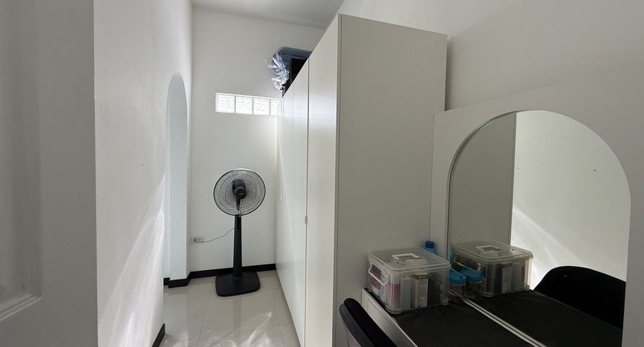 For rent 4 ベッドルーム villa in Hua Hin, Prachuap Khiri Khan