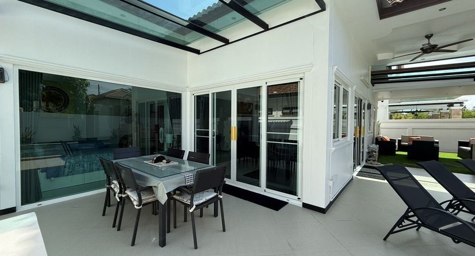 For rent 4 ベッドルーム villa in Hua Hin, Prachuap Khiri Khan