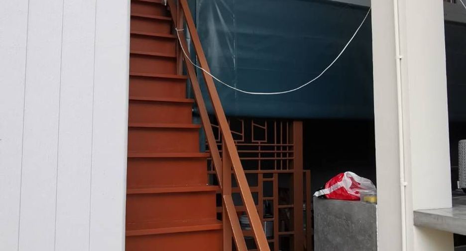 For sale 7 bedrooms house in Prawet, Bangkok
