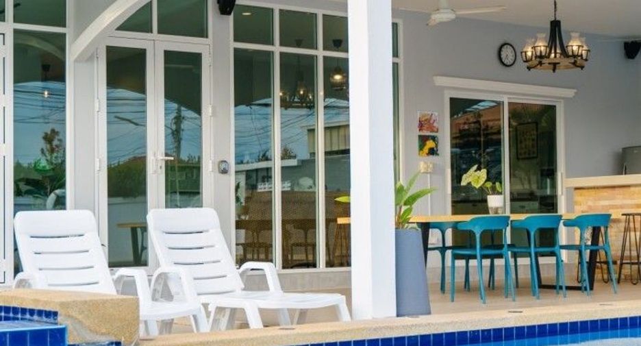 For rent 4 bedrooms villa in Hua Hin, Prachuap Khiri Khan
