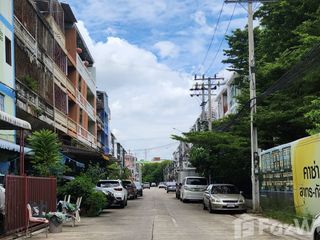 For sale 4 bedrooms townhouse in Bang Bon, Bangkok