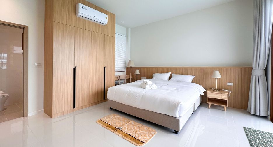 For rent 3 bedrooms villa in Hua Hin, Prachuap Khiri Khan