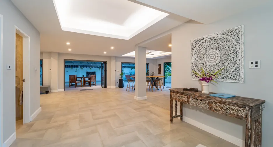 For sale 4 bedrooms villa in Ko Samui, Surat Thani