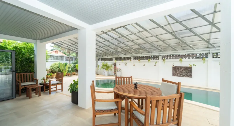For sale 4 bedrooms villa in Ko Samui, Surat Thani