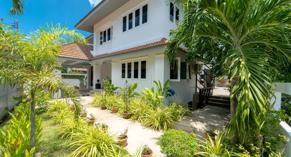 For sale 4 bedrooms villa in Ko Samui, Surat Thani