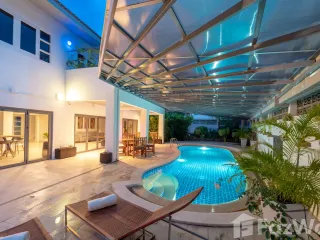 For sale 4 bedrooms villa in Ko Samui, Surat Thani