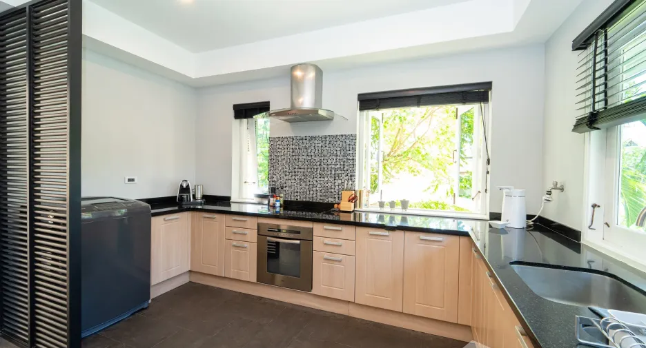 For sale 4 bedrooms villa in Ko Samui, Surat Thani