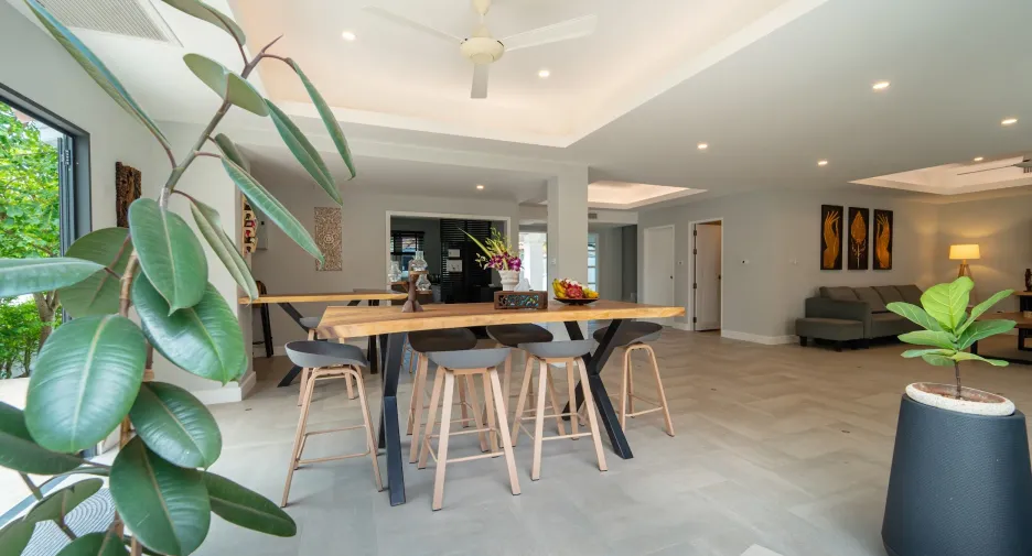For sale 4 bedrooms villa in Ko Samui, Surat Thani