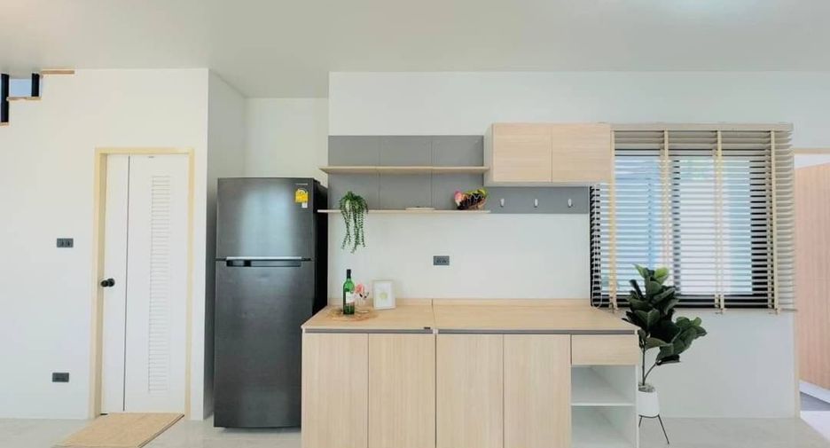 Casa adosada en venta de 3 habitaciones en Hang Dong, Chiang Mai