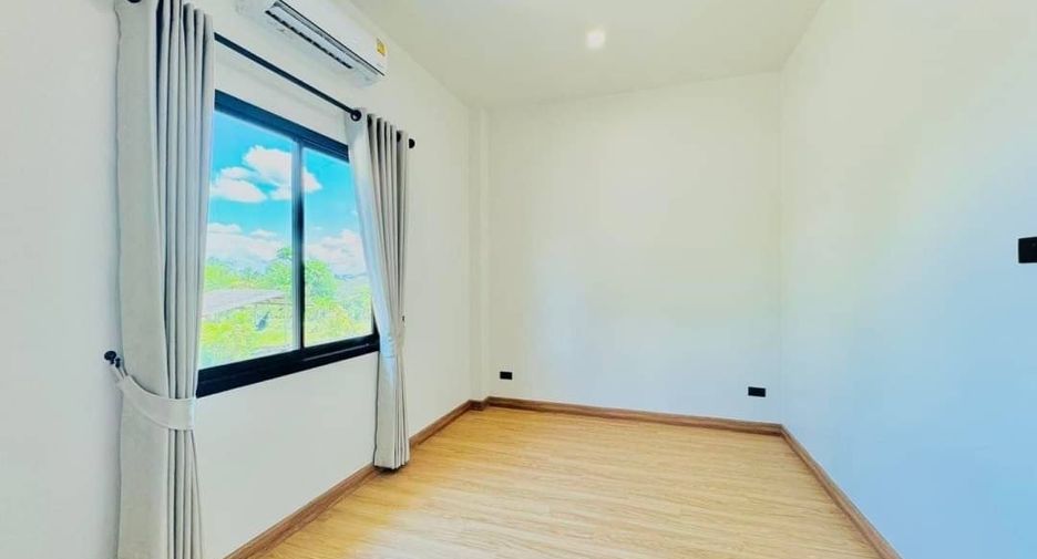 Casa adosada en venta de 3 habitaciones en Hang Dong, Chiang Mai