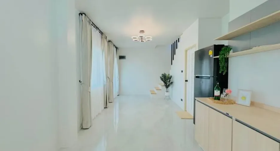 Casa adosada en venta de 3 habitaciones en Hang Dong, Chiang Mai